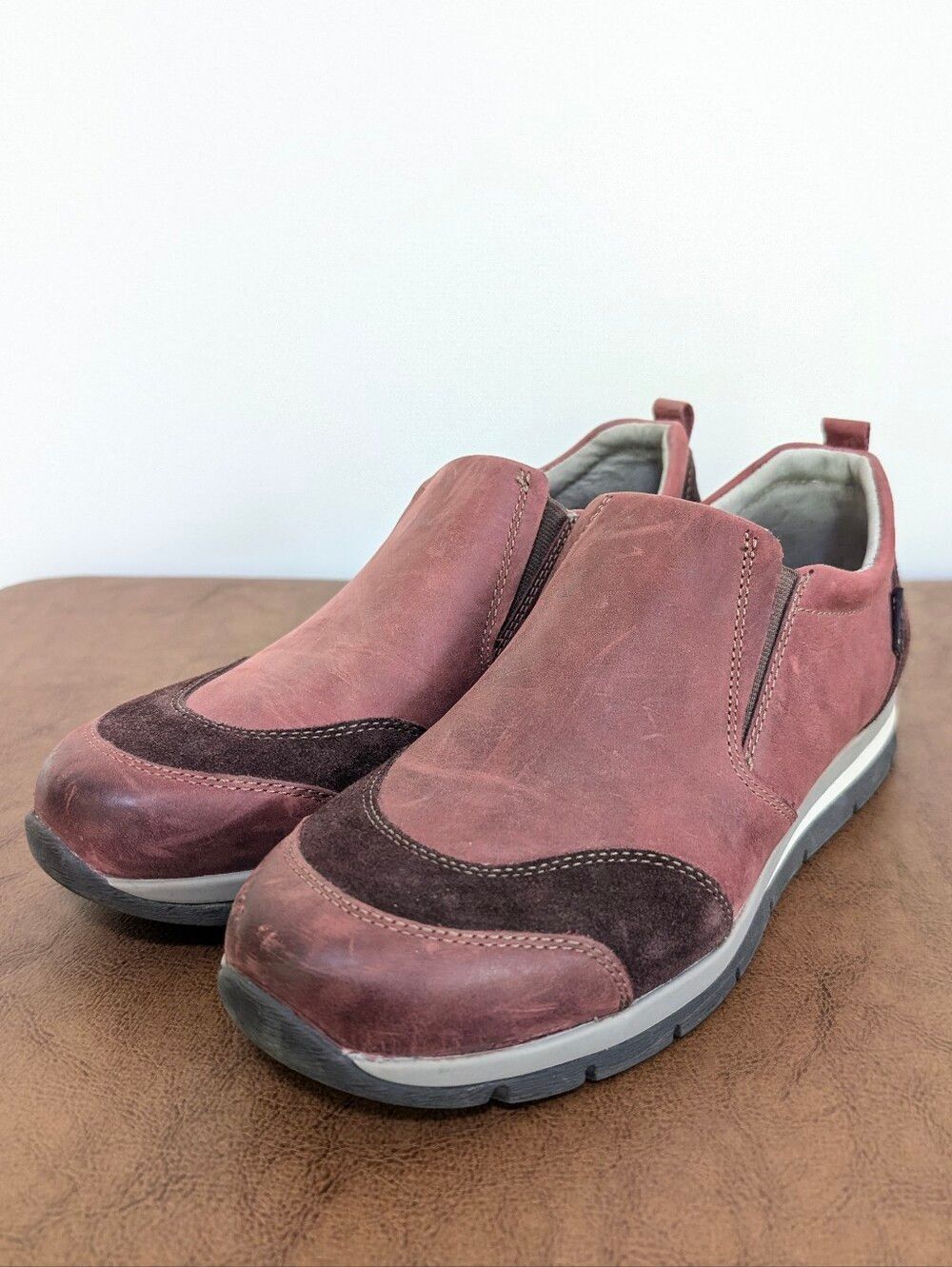 Bionica Talma Red Leather Slip-On Loafers Sneakers Women’s Size 8 Shoes